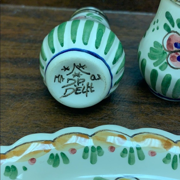 D.P. Delft hand painted S&P set - Picture 4 of 7